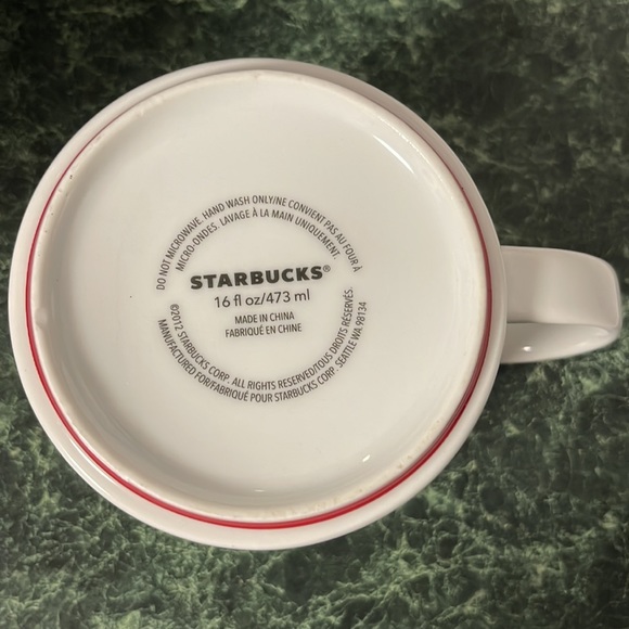 Starbucks 2012 gold lettering stackable cup with red bottom rim - Picture 4 of 10